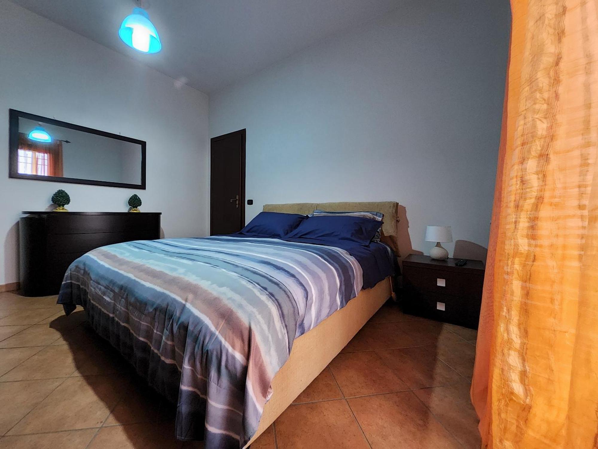 Villa Con Piscina Villa Scott Del Bernese Николози Екстериор снимка